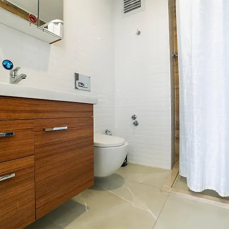 Tut Otel 5*